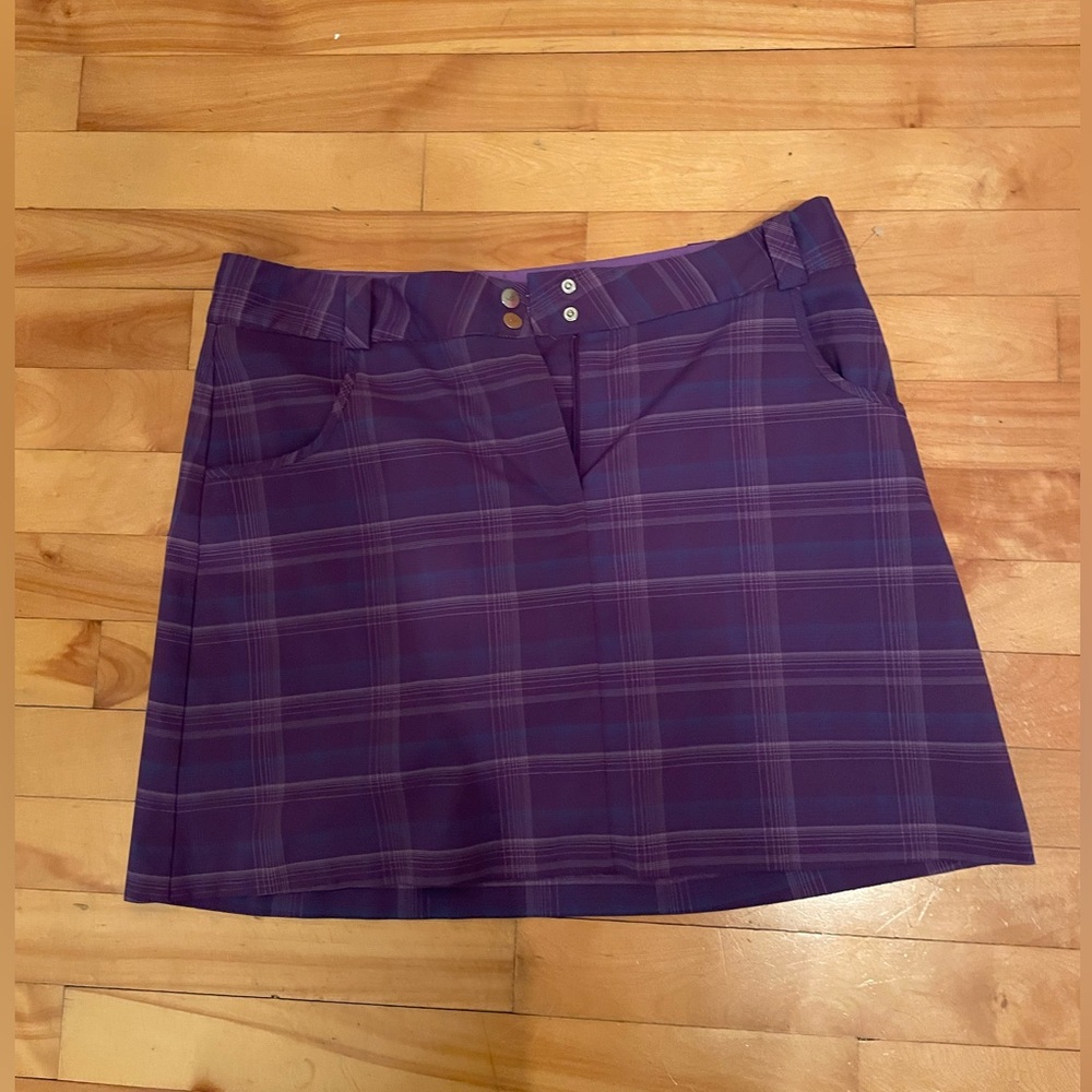 Nike golf women’s plaid purple skort size 14